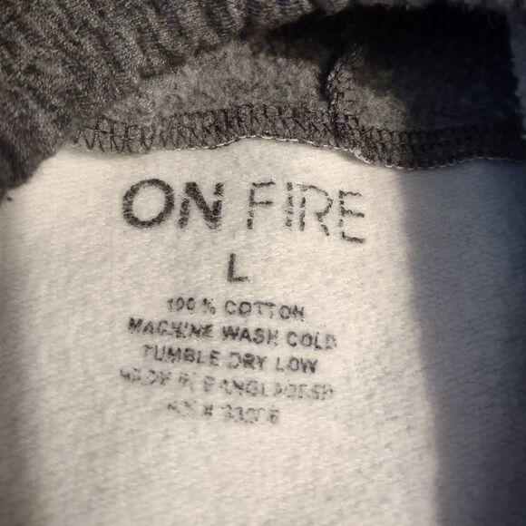 On Fire brand Hoody Pullover Size: L (0095) - Picture 4 of 4